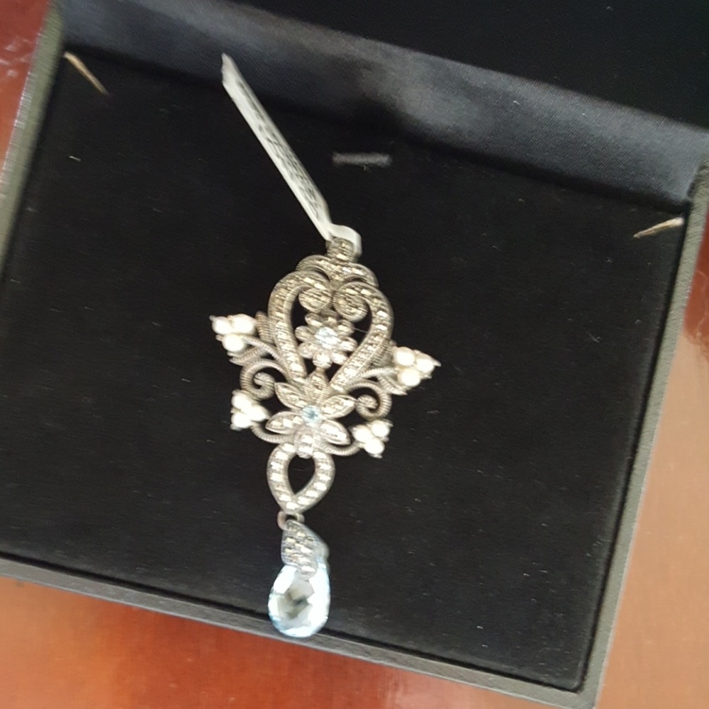 Pendant - Picture 2 of 2